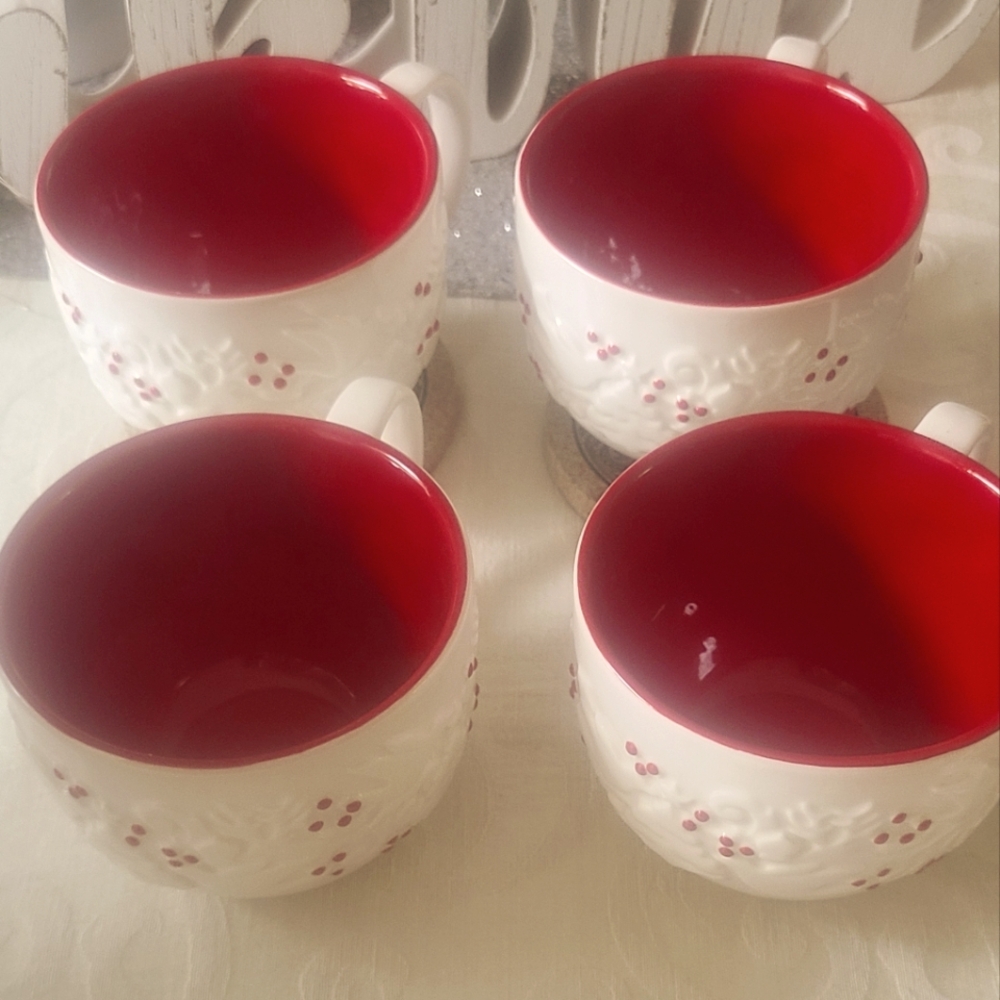 Starbucks coffee mugs (set of 4)